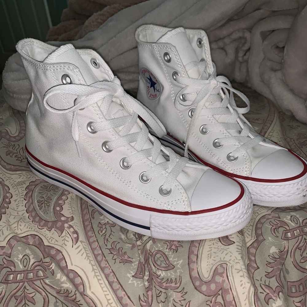 Women’s high top converse